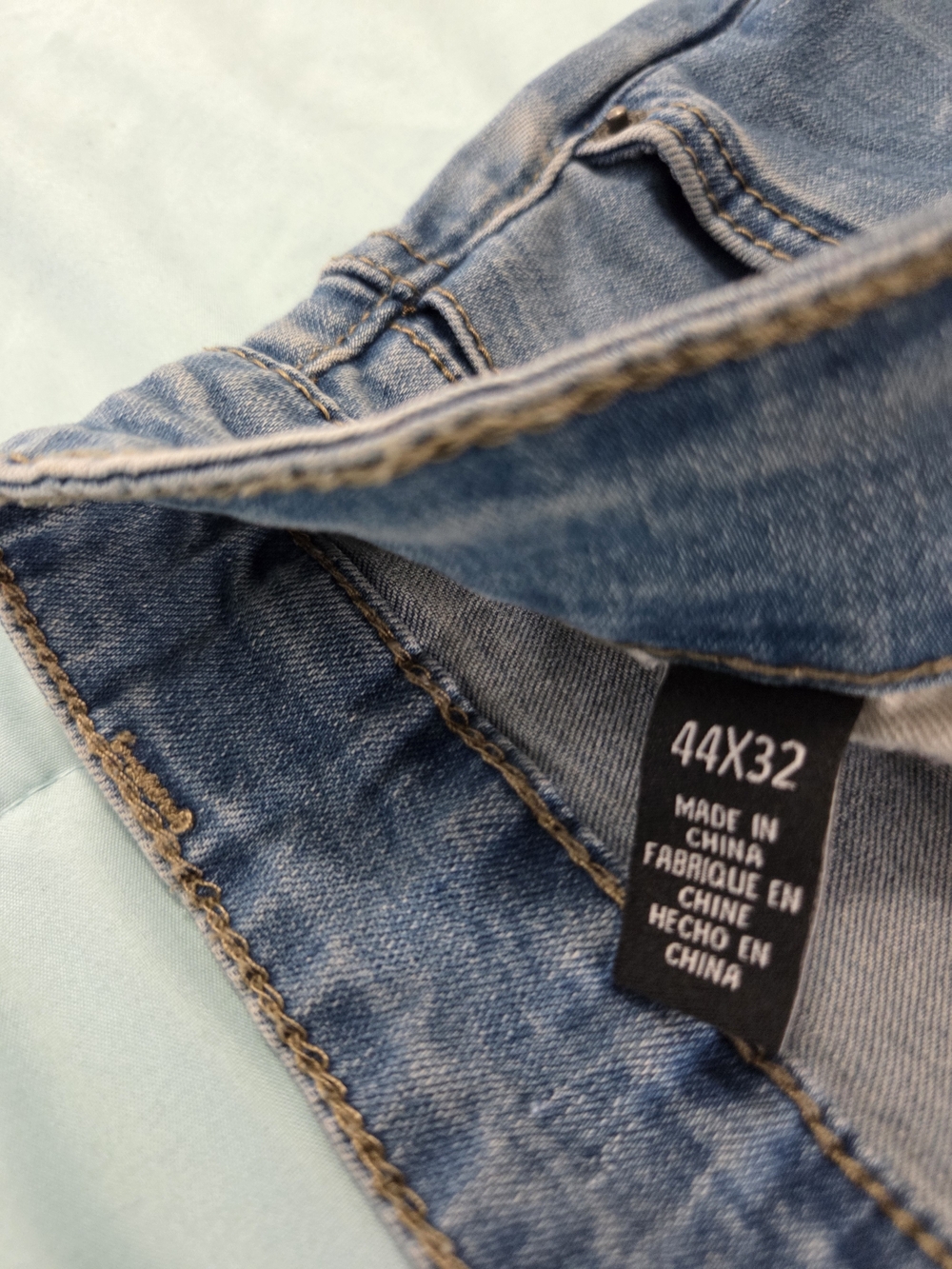 Kenneth Cole Light Blue Slim Straight Men’s Jeans - Picture 4 of 5